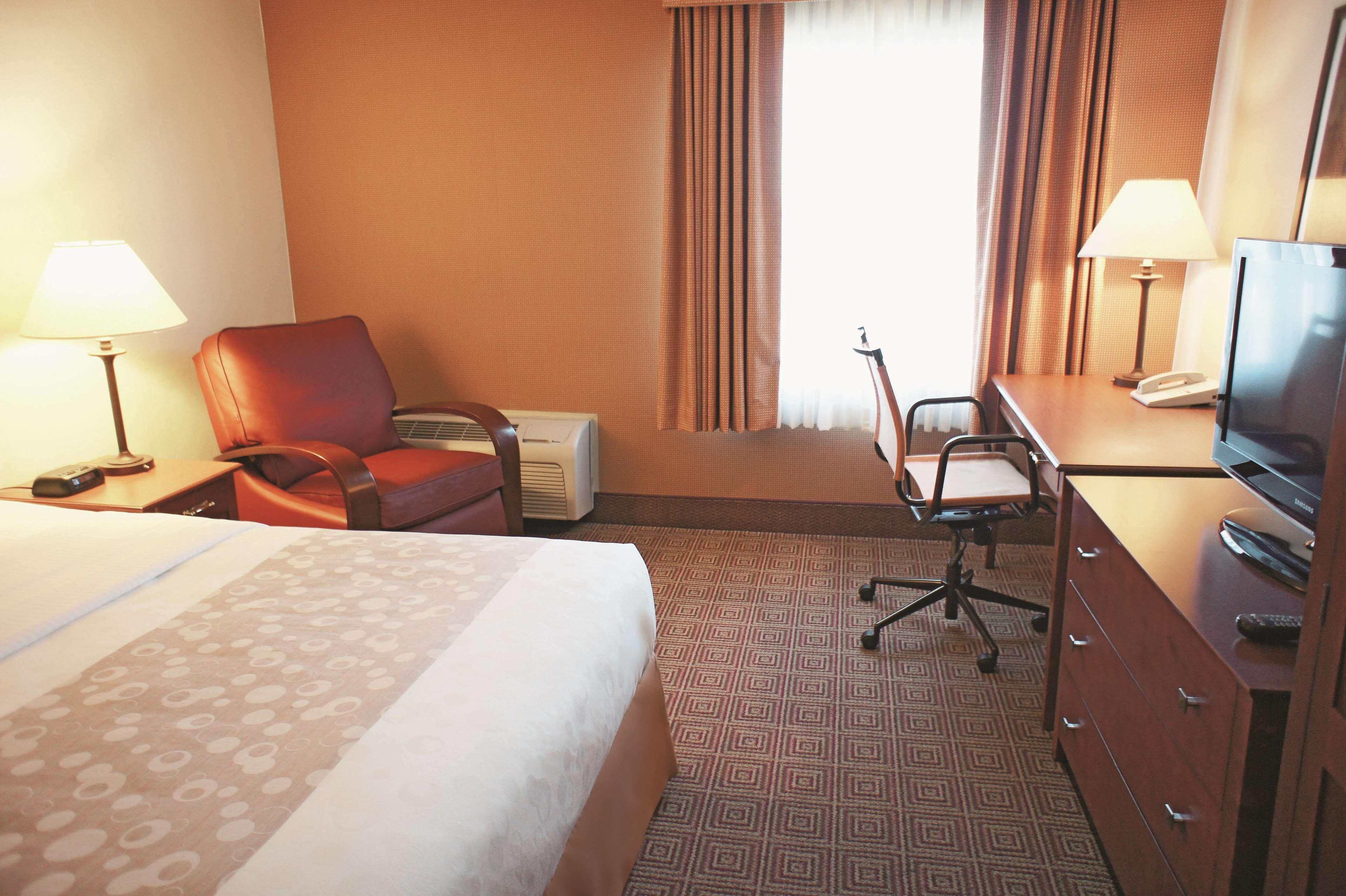 La Quinta By Wyndham Stamford / New York City Exterior foto