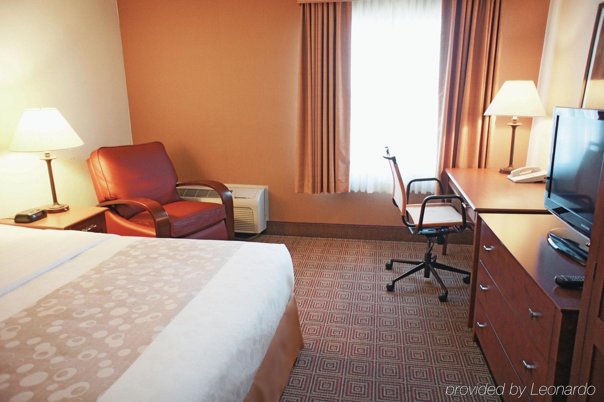 La Quinta By Wyndham Stamford / New York City Exterior foto